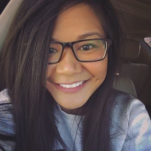 Meet your Posher, Linh